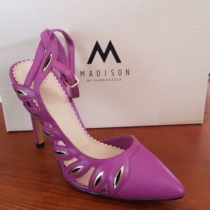 Shoe Dazzle Alessandra purple shoe